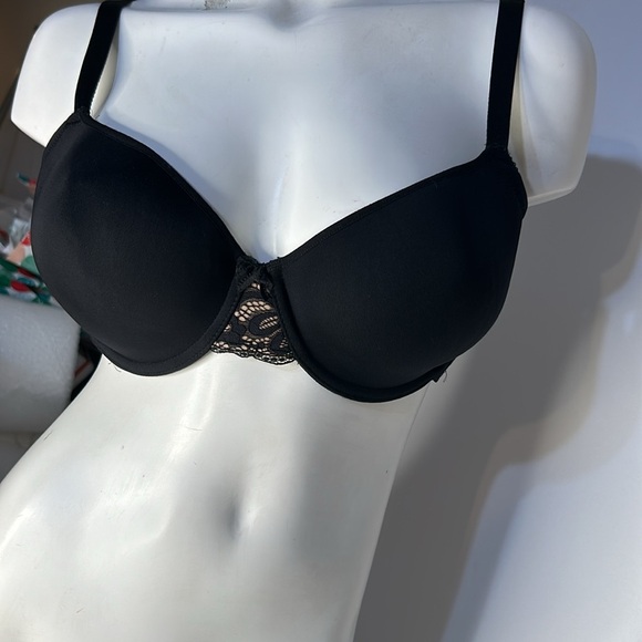 WACOAL All Dressed Up Black W/ Lace Inserts T-Shirt Bra STYLE 853166 Sz 38D - Picture 7 of 17